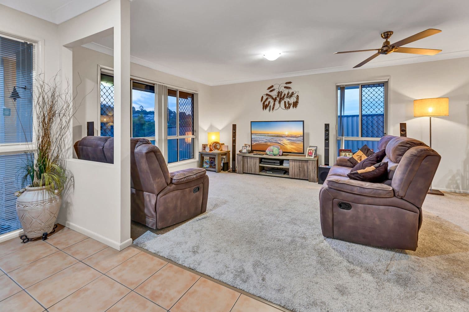 32 Catchlove Street, Maudsland QLD 4210, Maudsland - Thumbnail 3