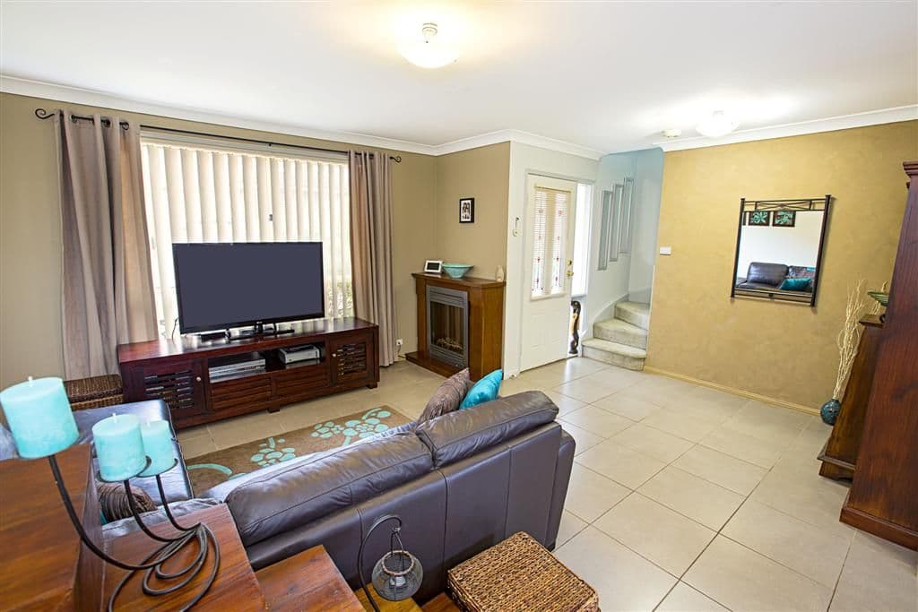 44-46 Luttrell Street, GLENMORE PARK NSW 2745, Glenmore Park - Thumbnail 3