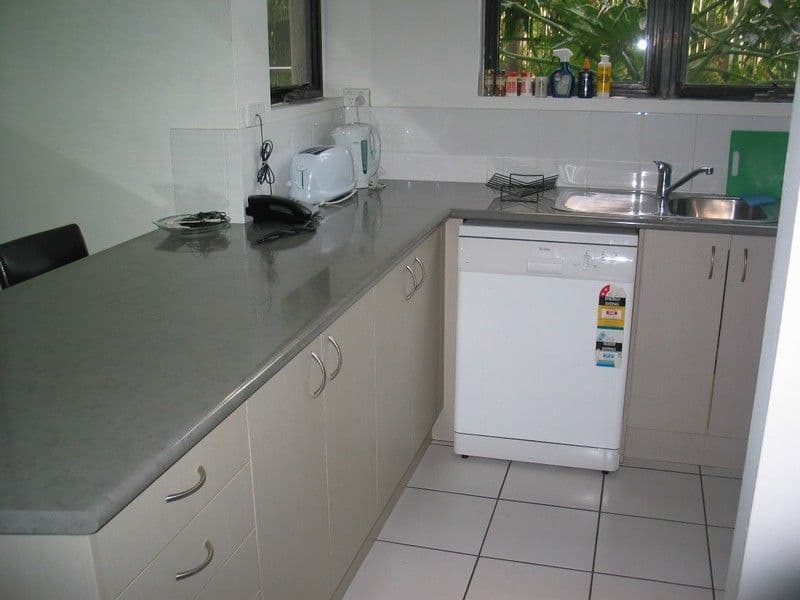 2 'Alexander', 2943 Gold Coast Highway, SURFERS PARADISE QLD 4217, Surfers Paradise - Thumbnail 4