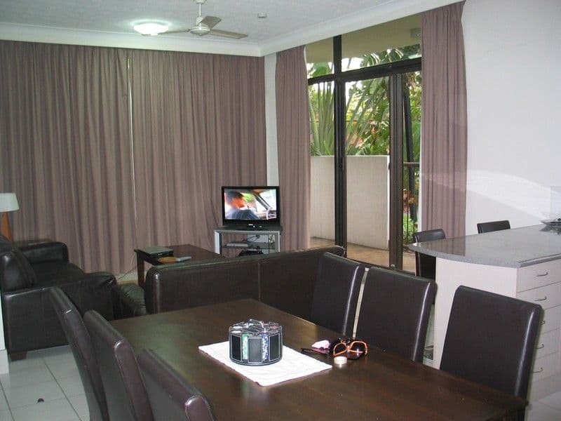 2 'Alexander', 2943 Gold Coast Highway, SURFERS PARADISE QLD 4217, Surfers Paradise - Thumbnail 5
