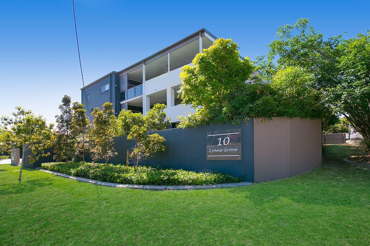 10 Lynne Grove Avenue, Corinda QLD 4075, Corinda - Image 1