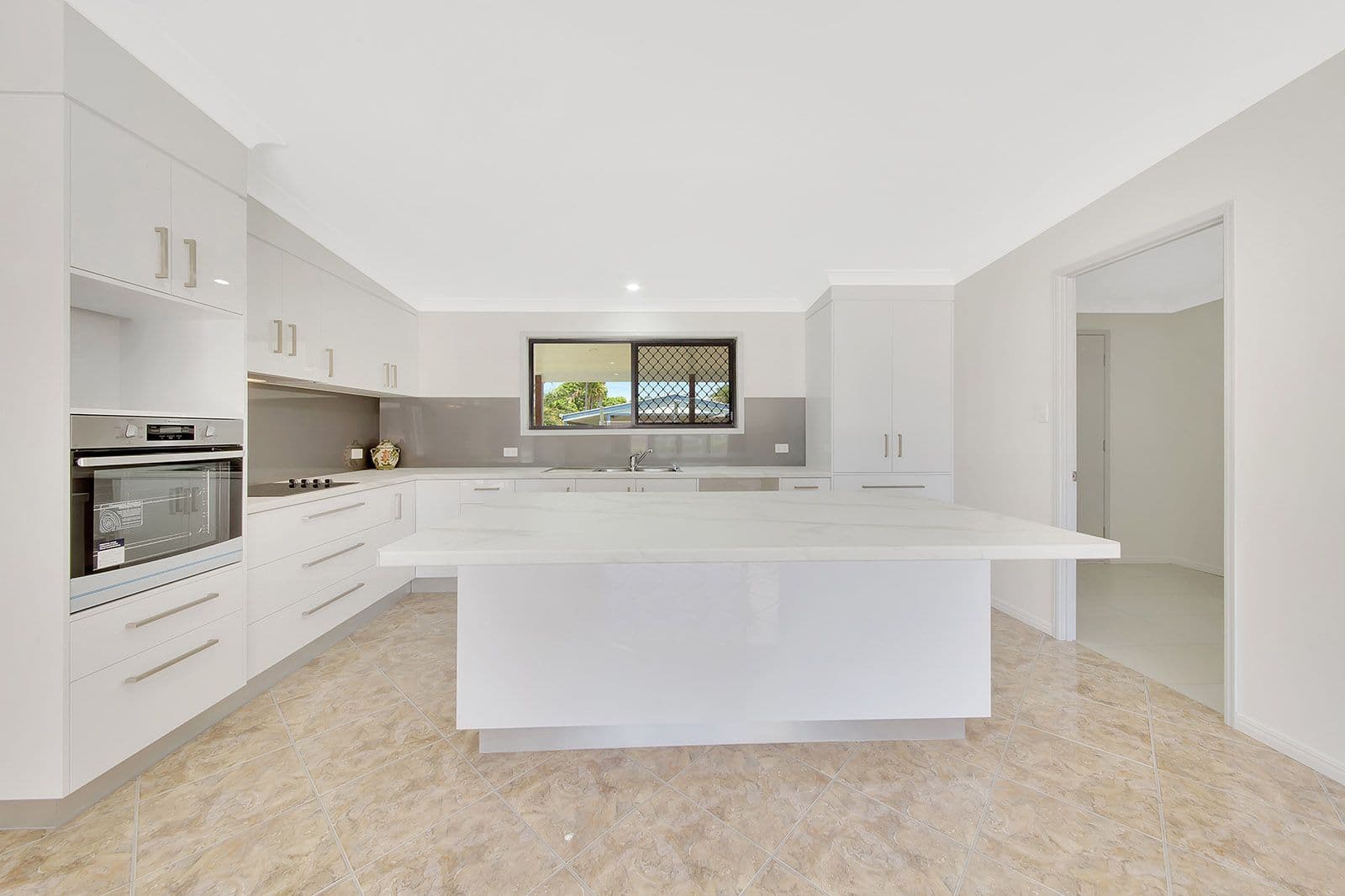 5 Glen Eden Drive, Glen Eden QLD 4680, Glen Eden - Thumbnail 5