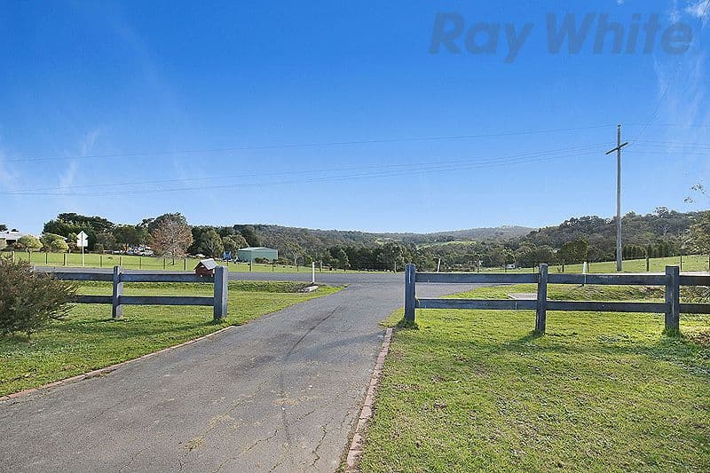 74 Eleventh Avenue, Eden Park VIC 3757, Eden Park - Thumbnail 2