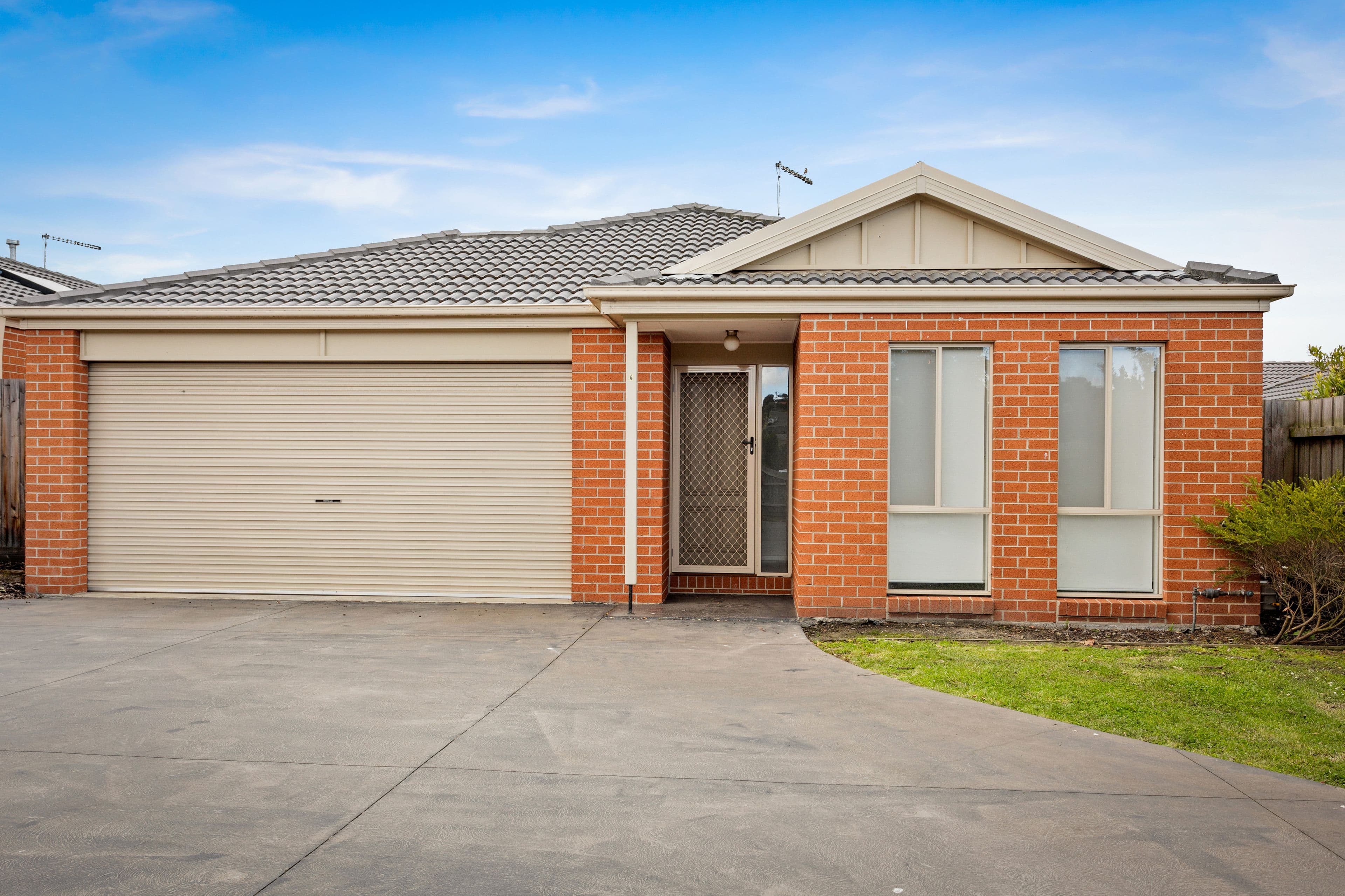 14 Shakespeare Court, Drouin VIC 3818, Drouin - Image 1