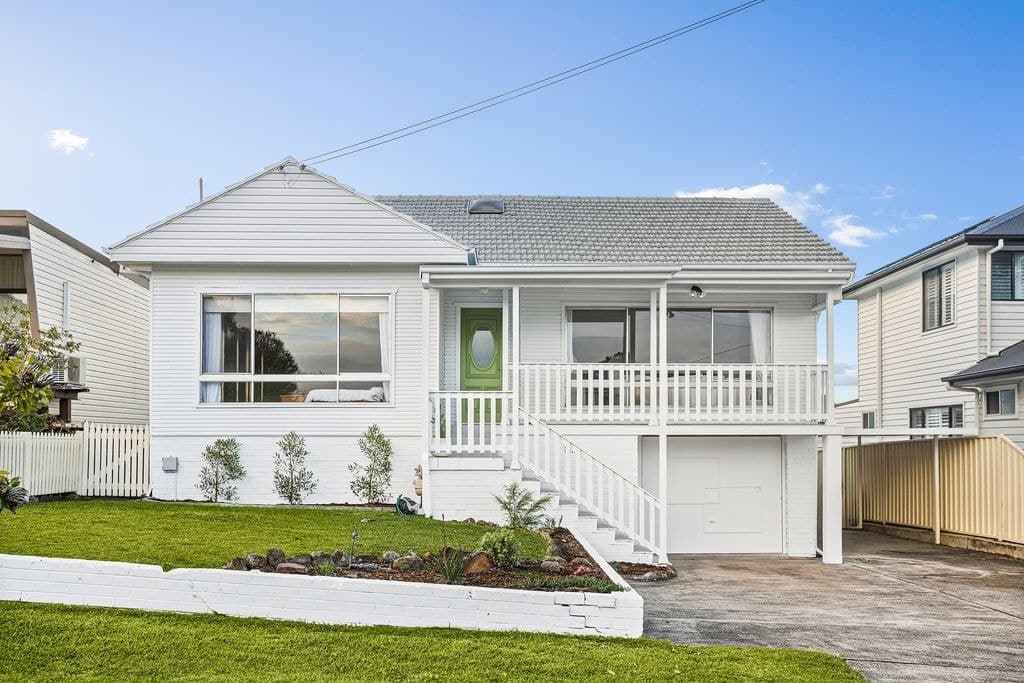 82 Gahans Avenue, Woonona - Thumbnail 2