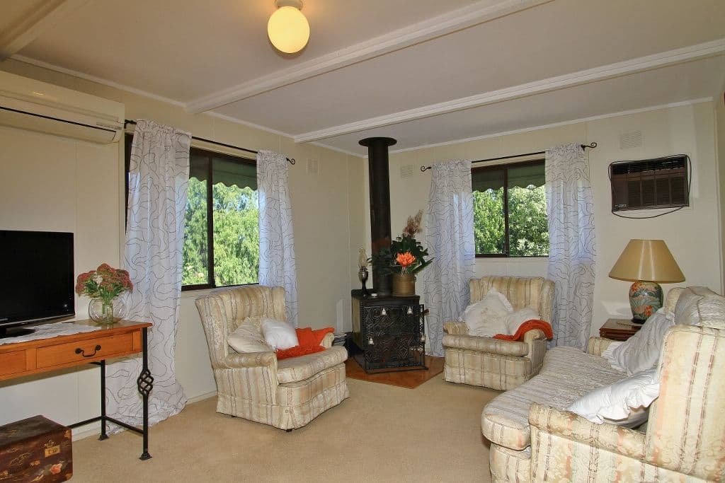 16 Kilroy Street, Heathcote VIC 3523, Heathcote - Thumbnail 4