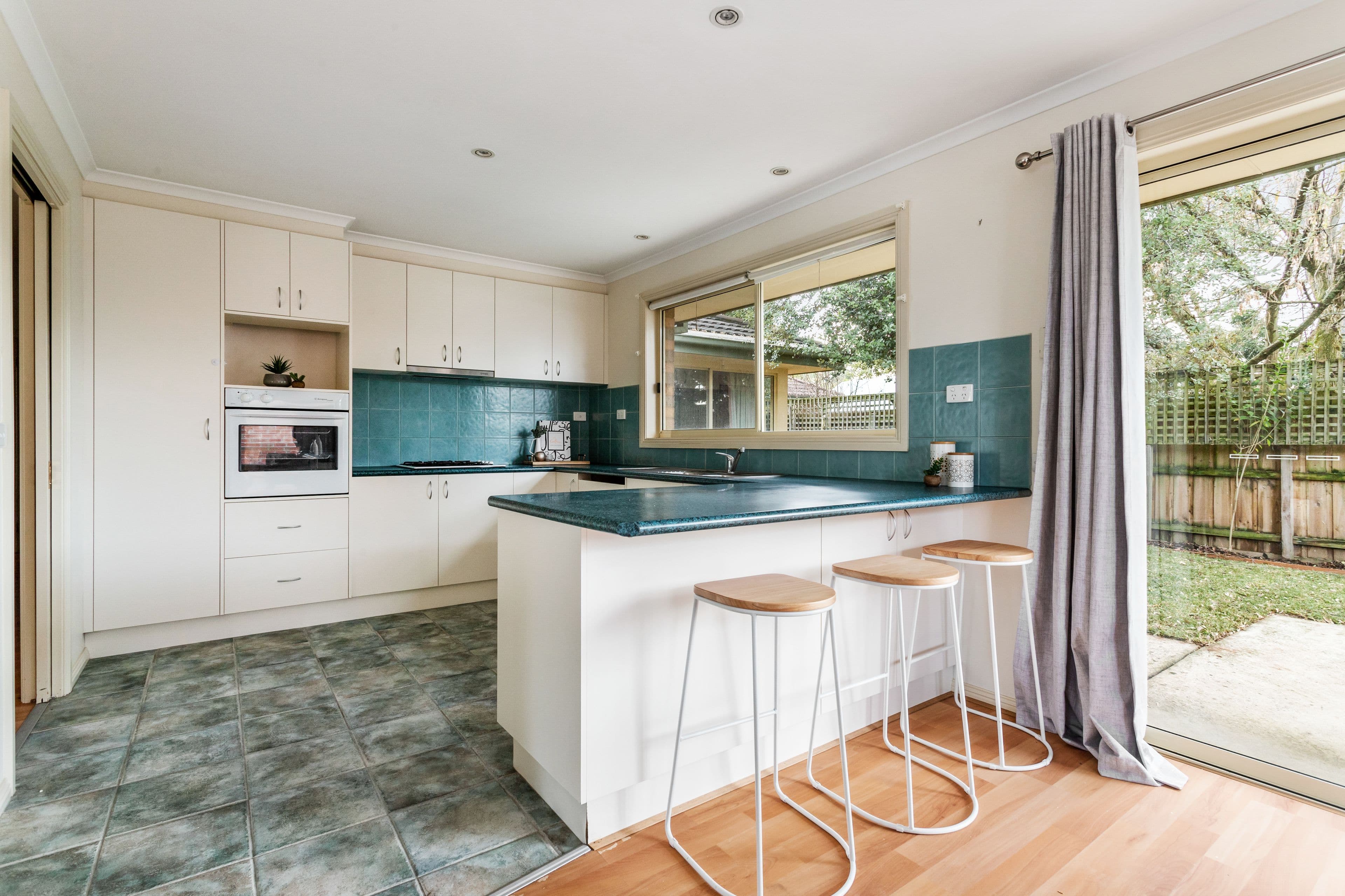 137 Hull Road, Croydon VIC 3136, Croydon - Thumbnail 4