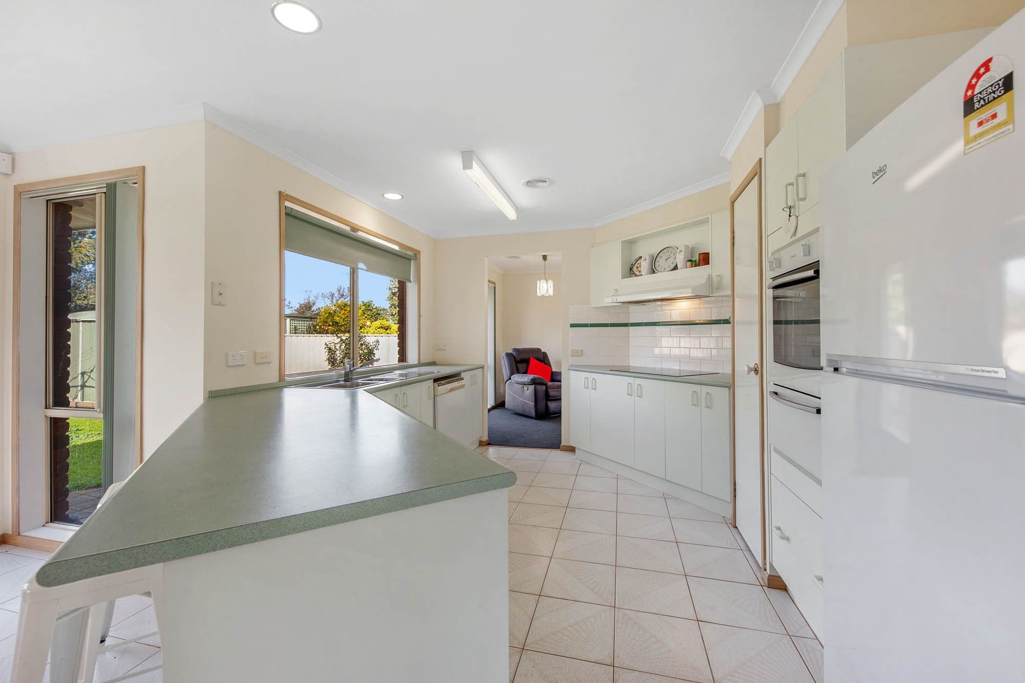 2 McCarthy Close, Yarrawonga VIC 3730, Yarrawonga - Thumbnail 4