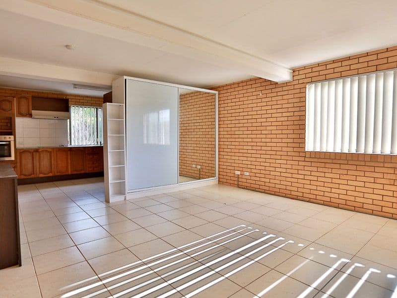 1 Kroshanne Street, ASPLEY QLD 4034, Aspley - Thumbnail 5