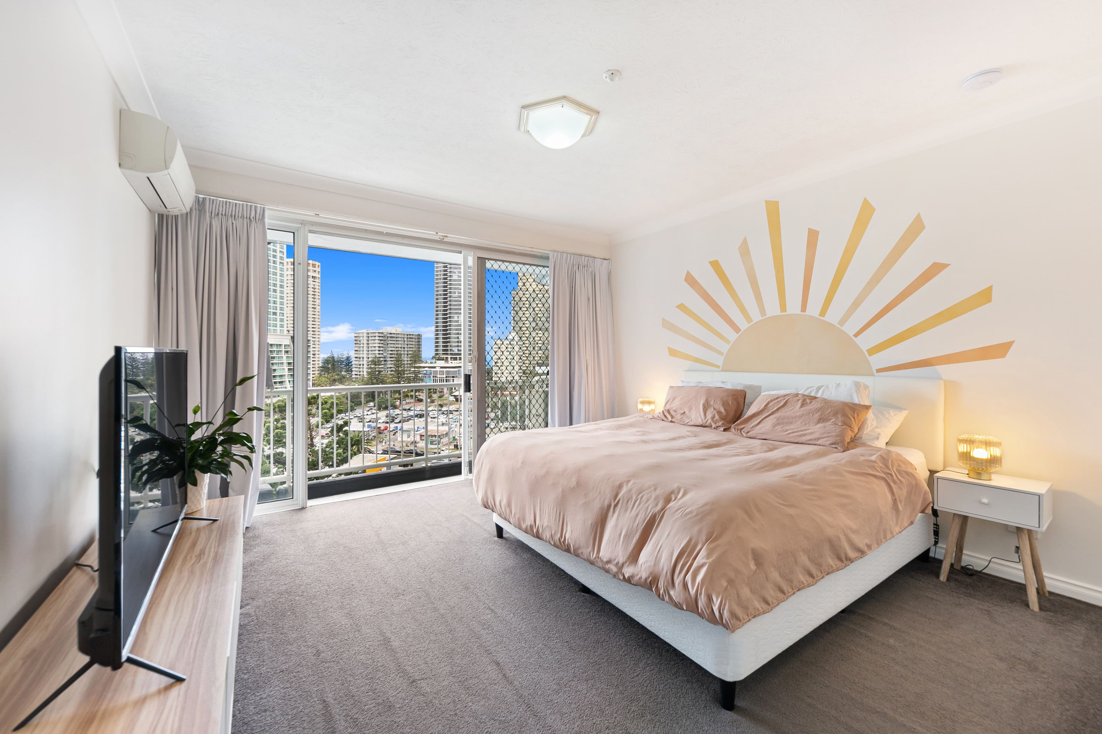 19 Riverview Parade, Surfers Paradise QLD 4217, Surfers Paradise - Thumbnail 5