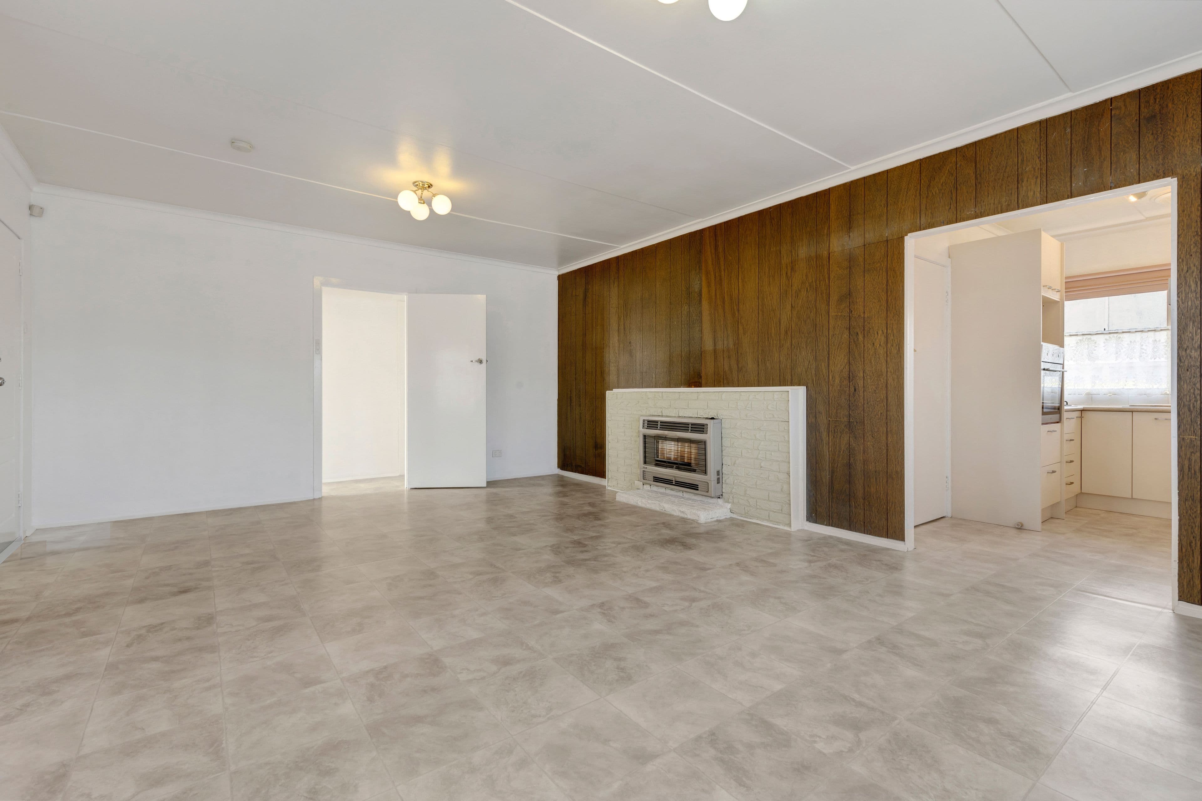 4 Calivil Street, Dallas VIC 3047, Dallas - Thumbnail 3