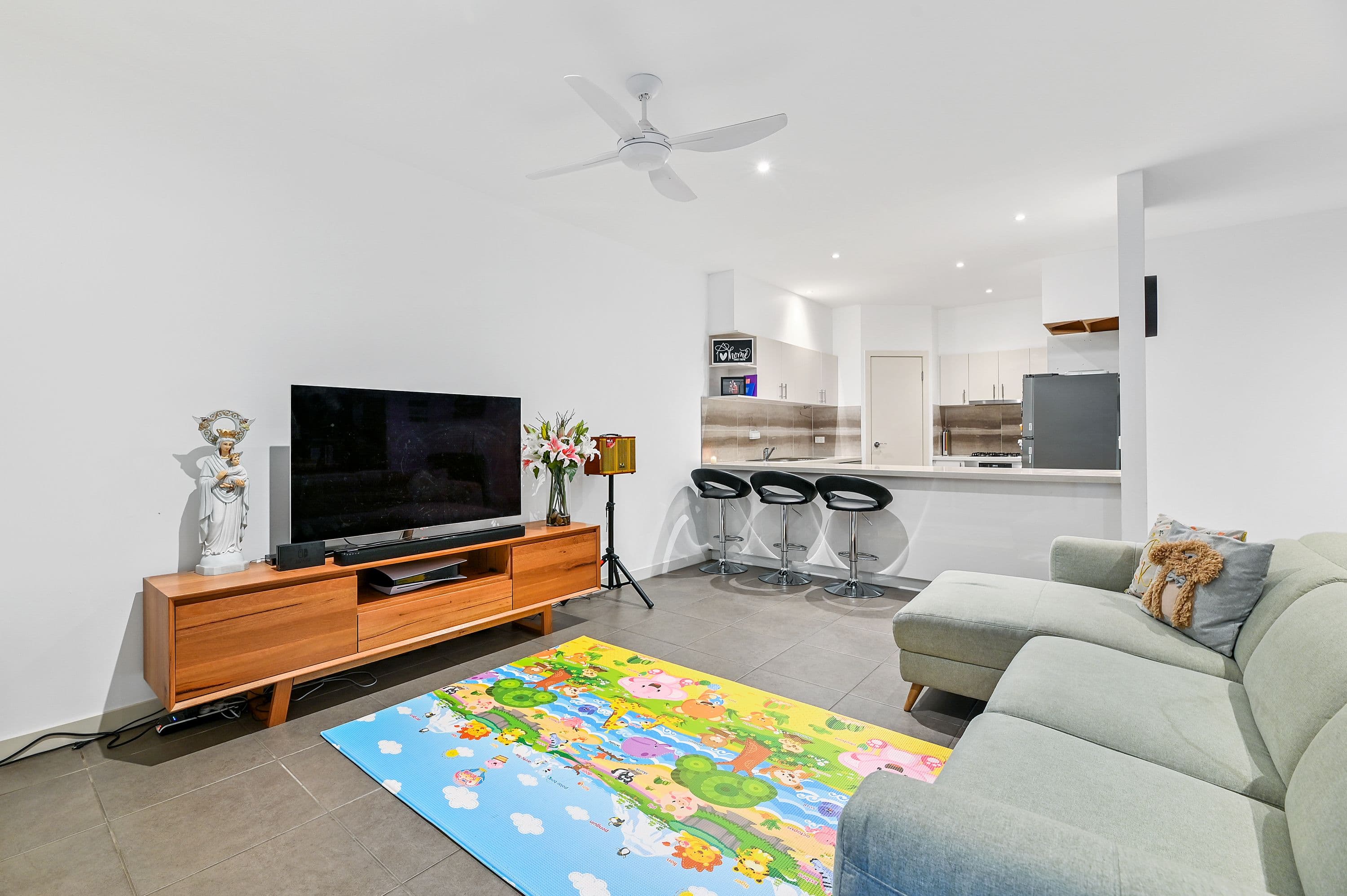 89 Tiverton Drive, Mulgrave VIC 3170, Mulgrave - Thumbnail 2