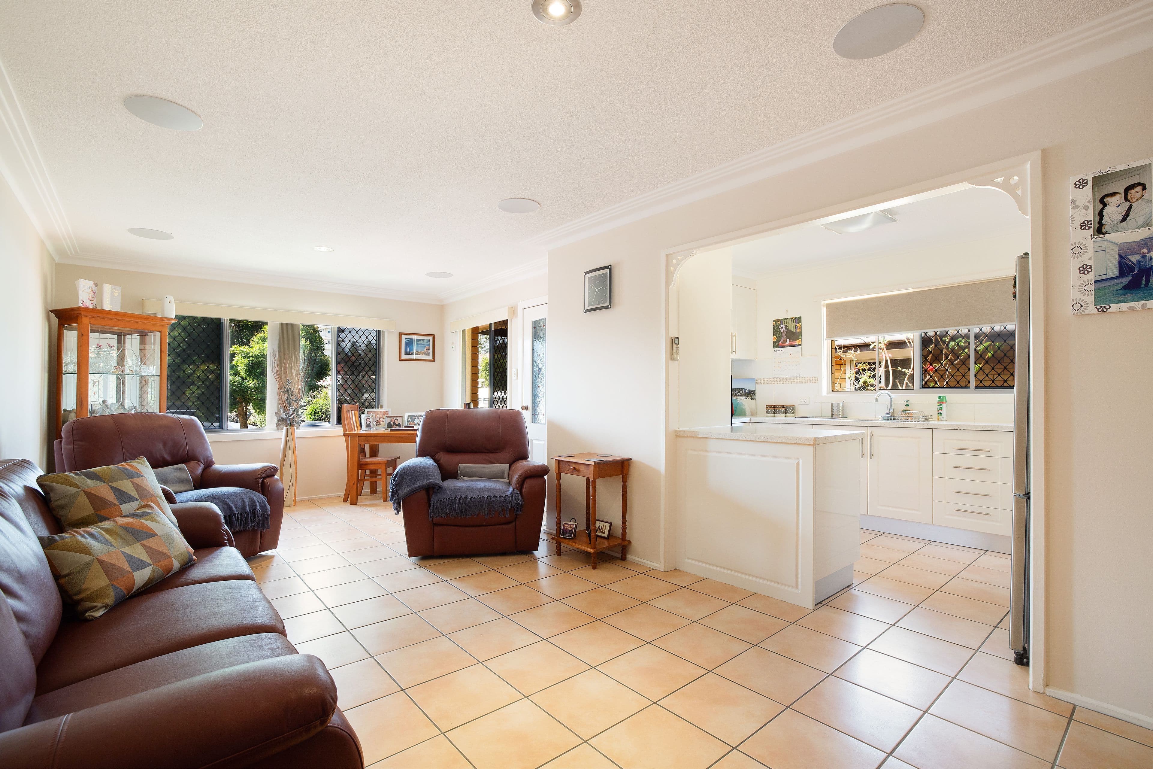 6 Diana Avenue, Burleigh Heads QLD 4220, Burleigh Heads - Thumbnail 5