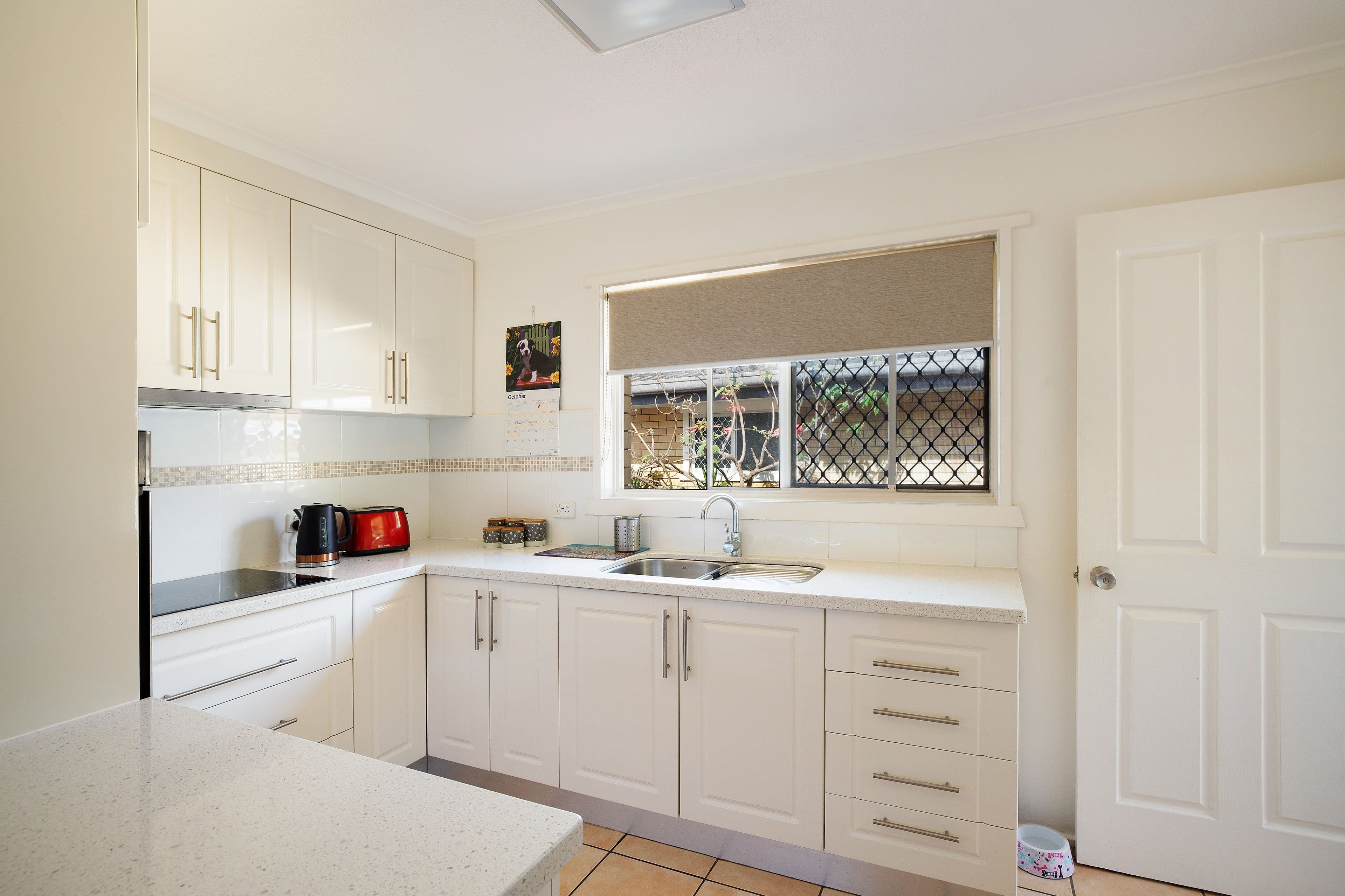 6 Diana Avenue, Burleigh Heads QLD 4220, Burleigh Heads - Thumbnail 6