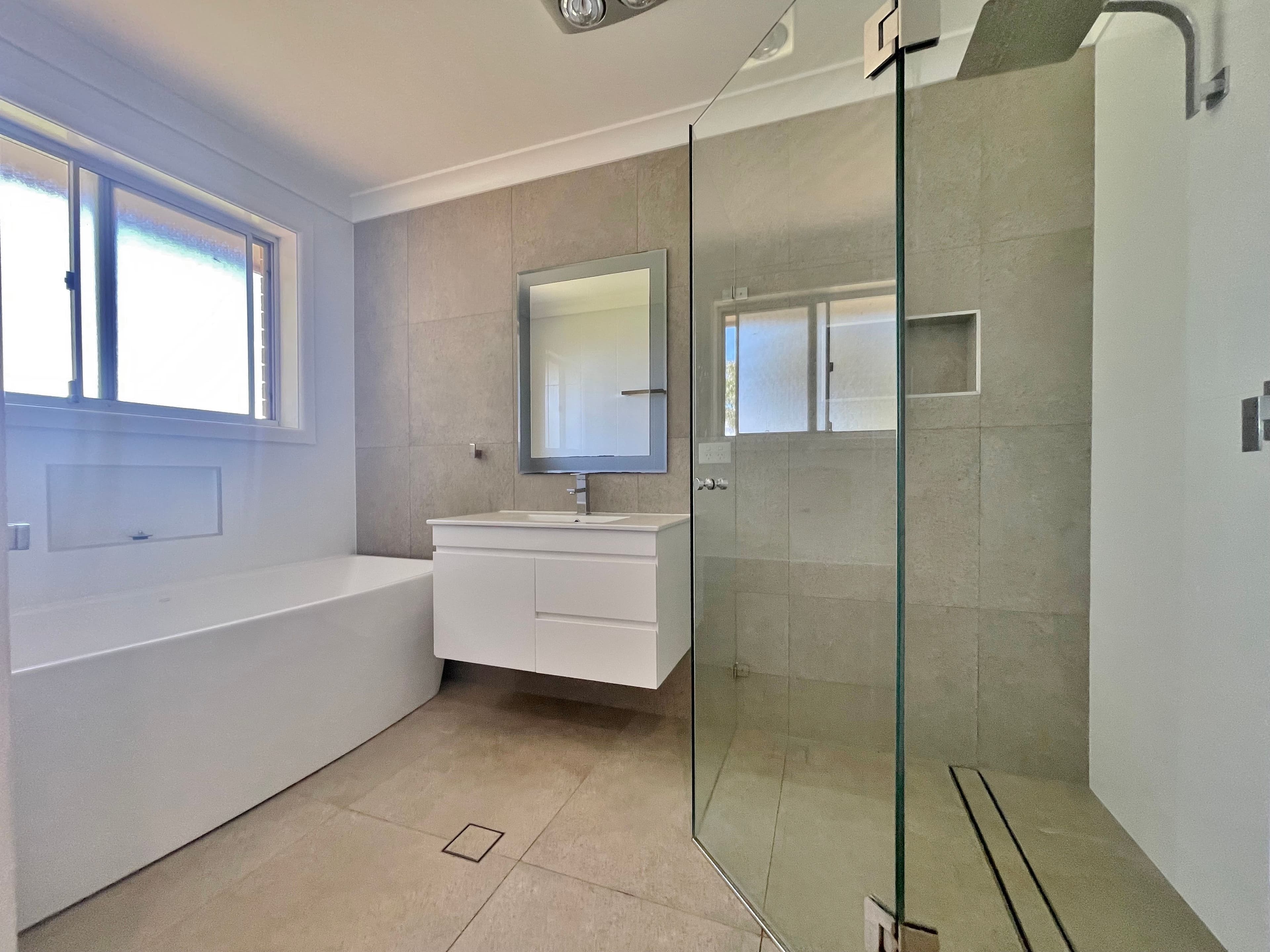 12 Dwyer Drive, Young NSW 2594, Young - Thumbnail 3