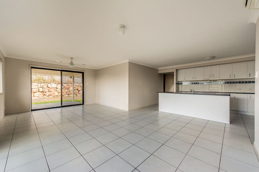 10 Stanbury Drive, Goodna QLD 4300, Goodna - Thumbnail 3