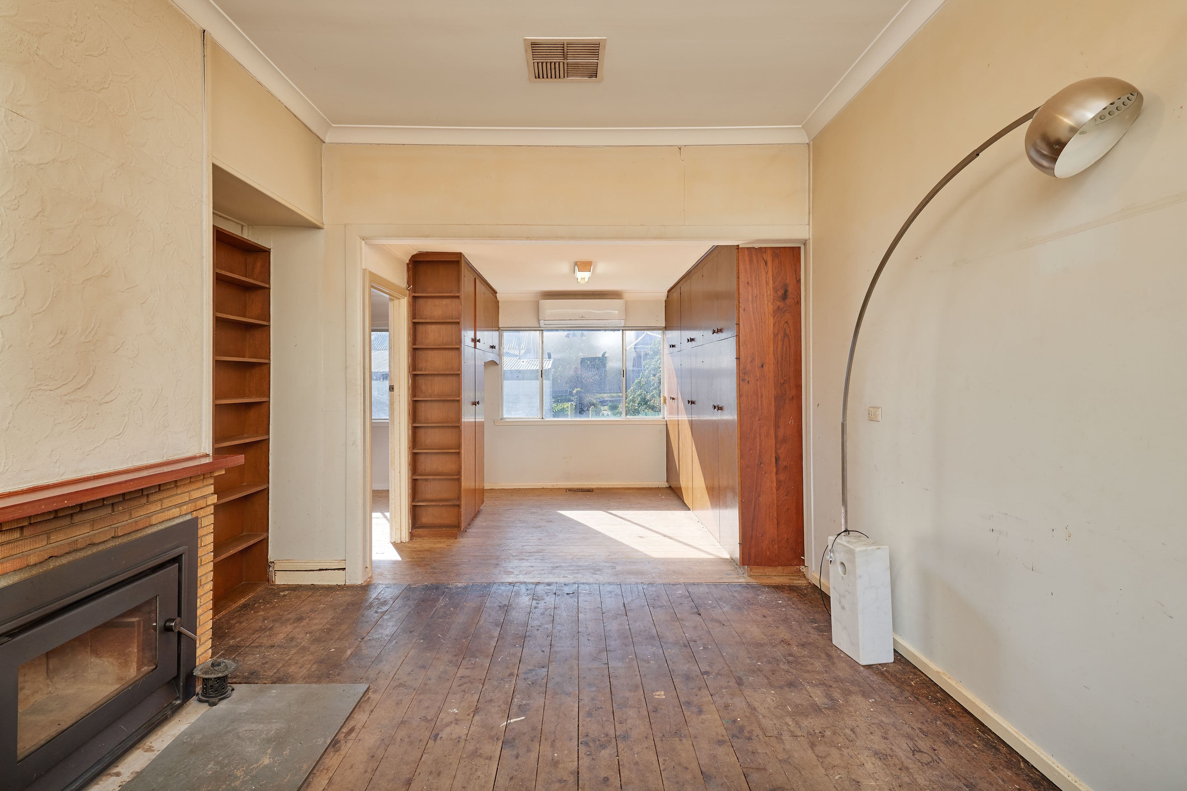 28 Goulburn Street, Junee NSW 2663, Junee - Thumbnail 2
