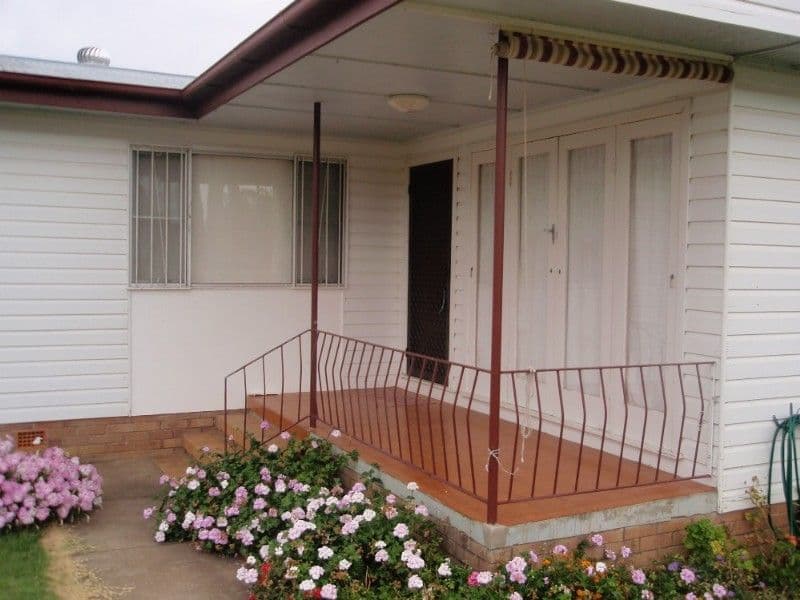 11 Douglas Street, WARWICK QLD 4370, Warwick - Thumbnail 2