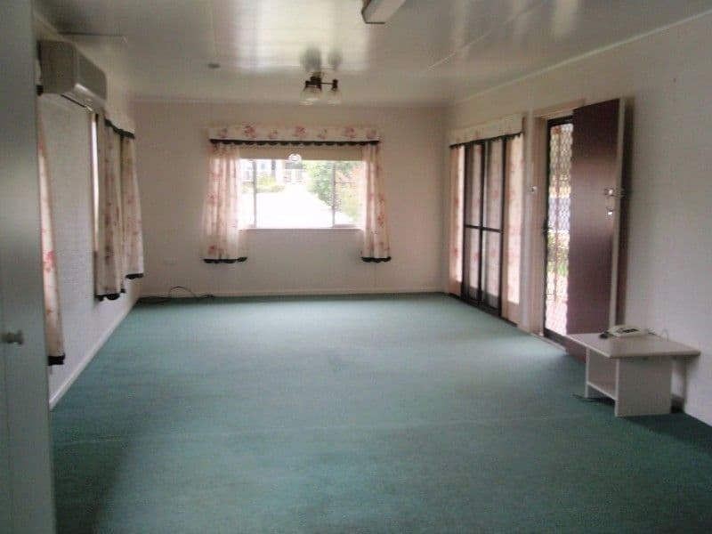 11 Douglas Street, WARWICK QLD 4370, Warwick - Thumbnail 3