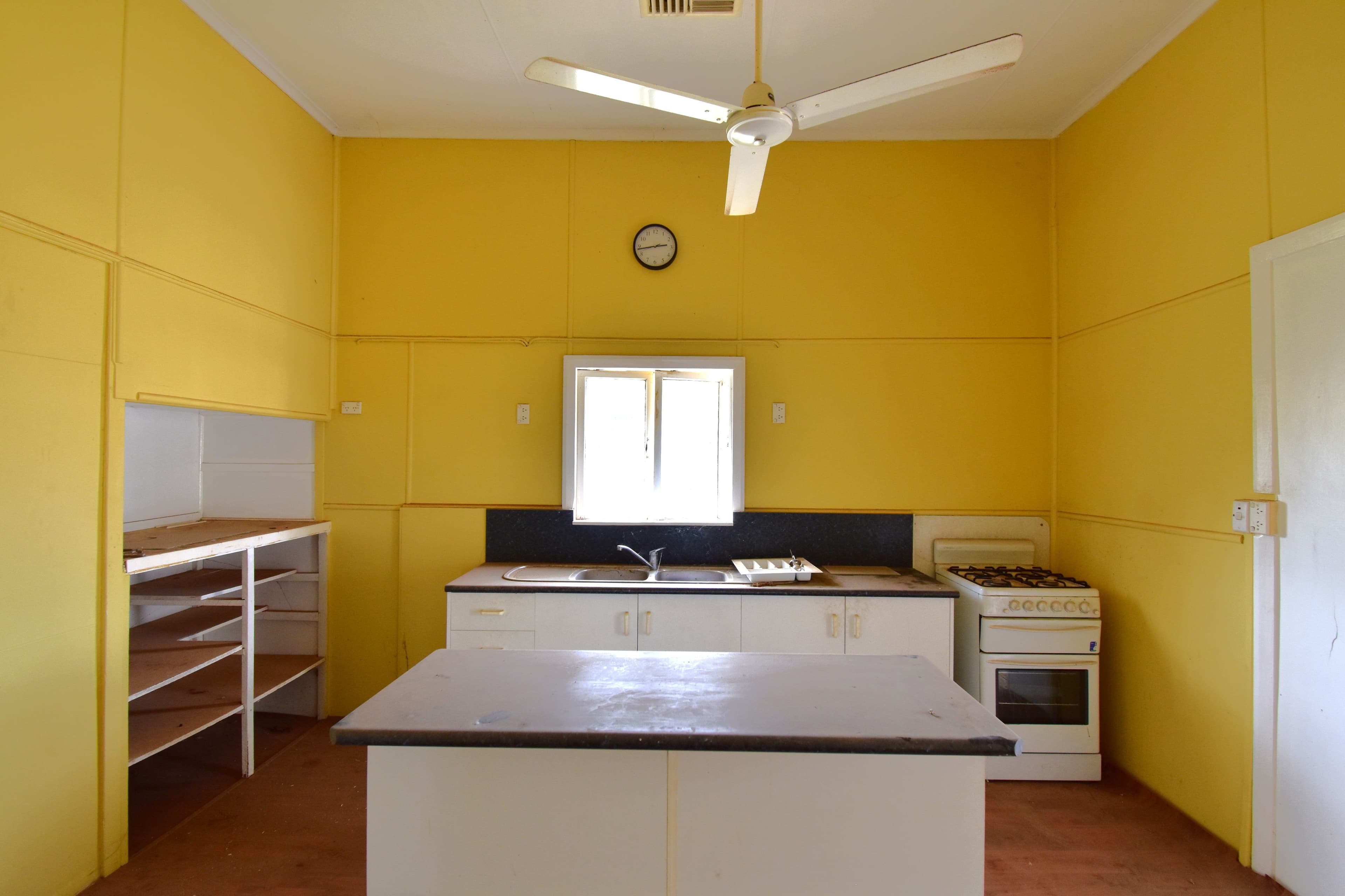 26 McWhannell Street, Aramac QLD 4726, Aramac - Thumbnail 4