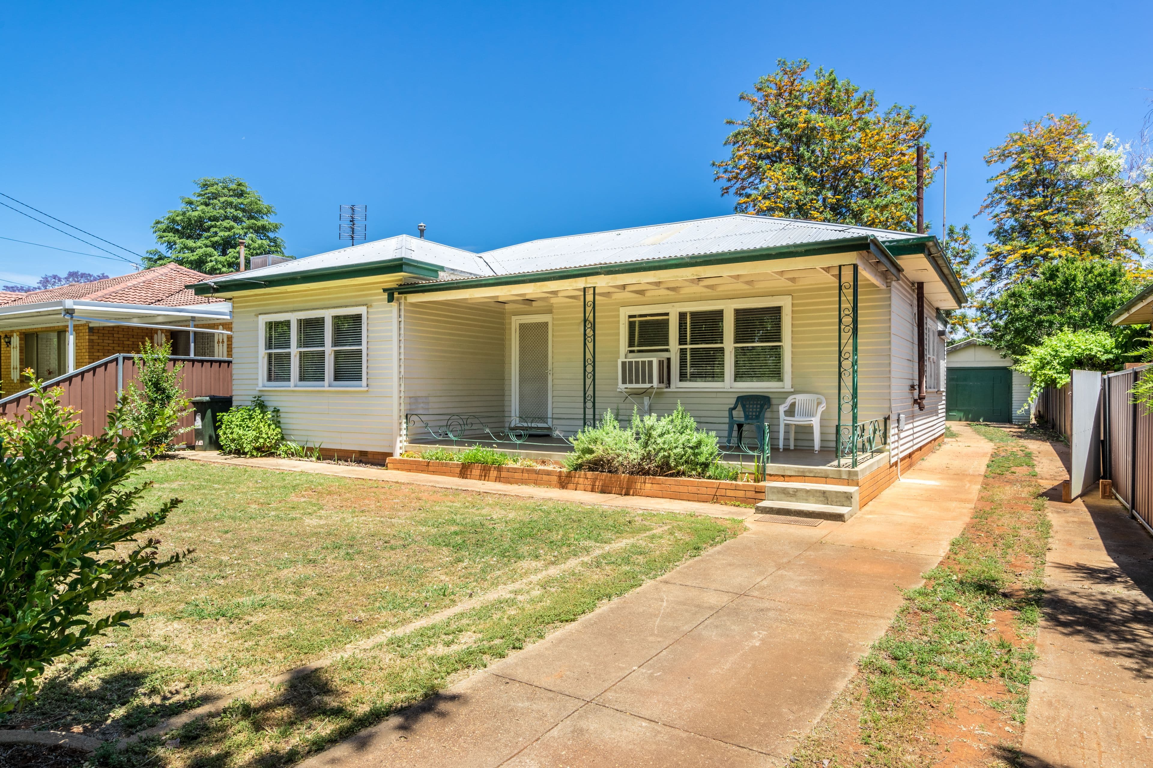 15 Roycox Crescent, Dubbo - Image 1