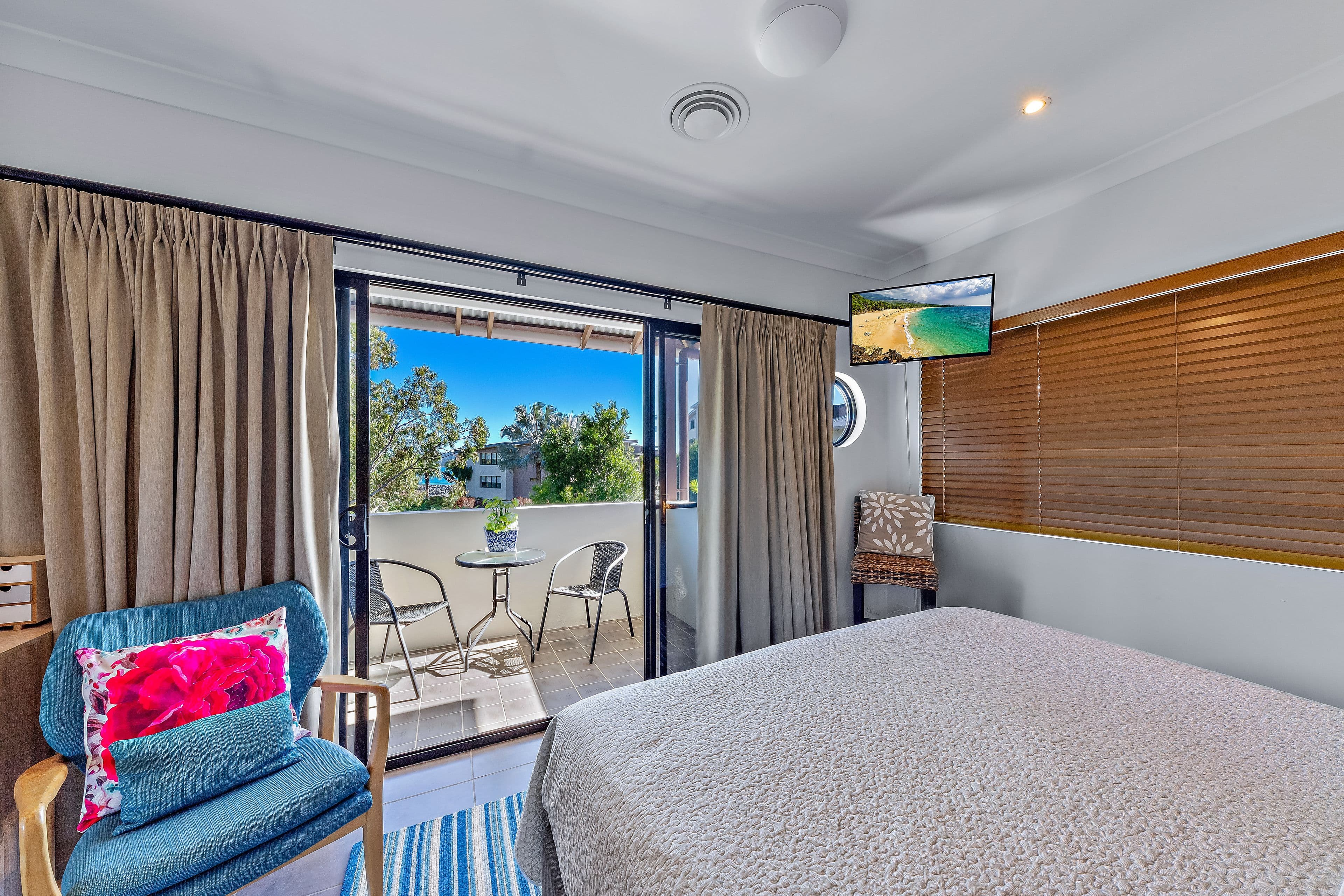 14 Altmann Avenue, Cannonvale QLD 4802, Cannonvale - Thumbnail 3
