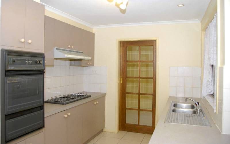 6 Foulds Court, BERWICK VIC 3806, Berwick - Thumbnail 3