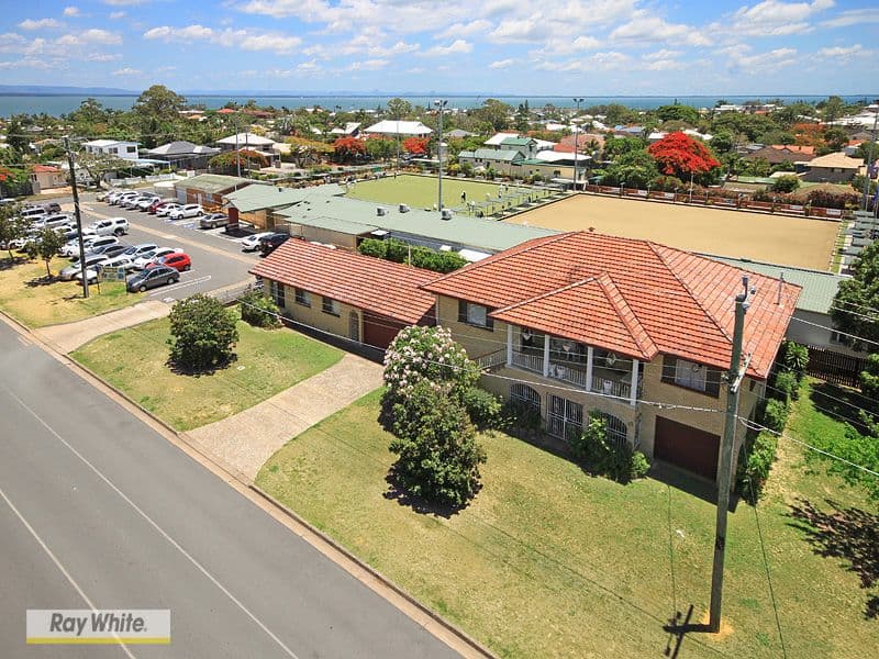 2 Sunnyside Road, Scarborough QLD 4020, Scarborough - Image 1