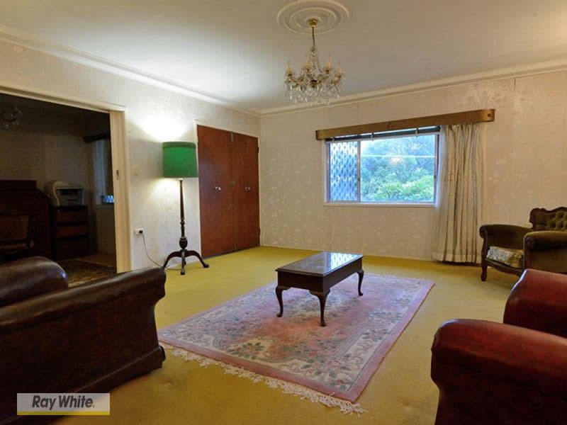 2 Sunnyside Road, Scarborough QLD 4020, Scarborough - Thumbnail 3