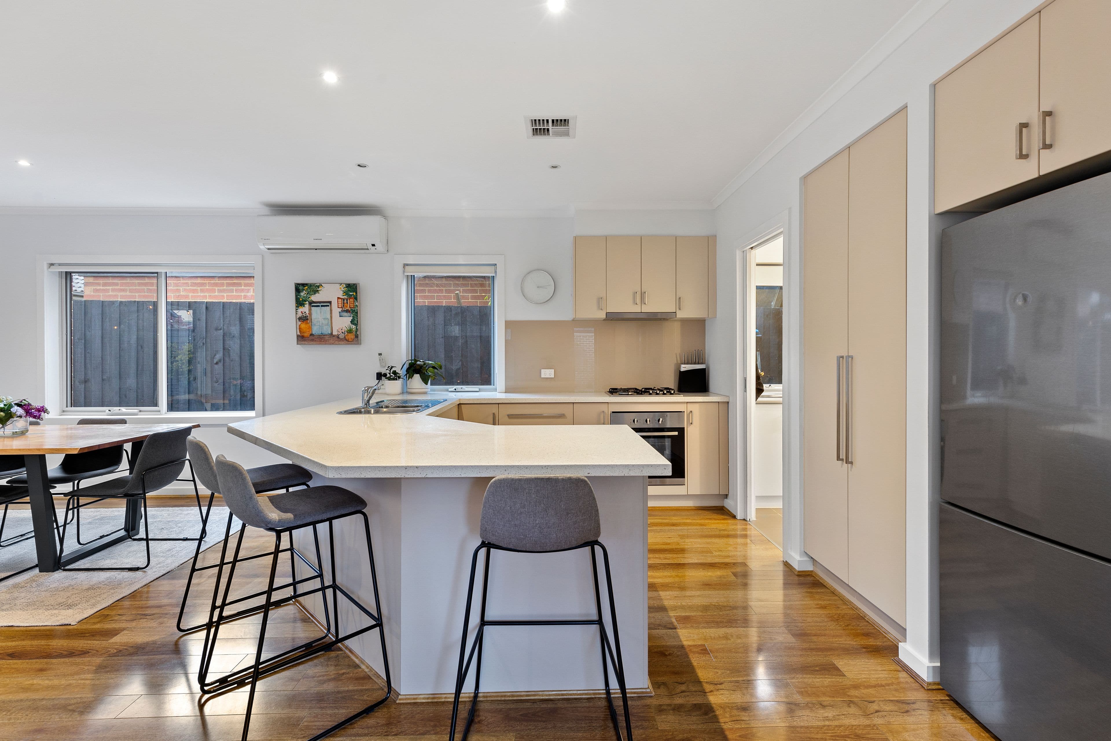 112 Harley Street North, Knoxfield VIC 3180, Knoxfield - Thumbnail 4