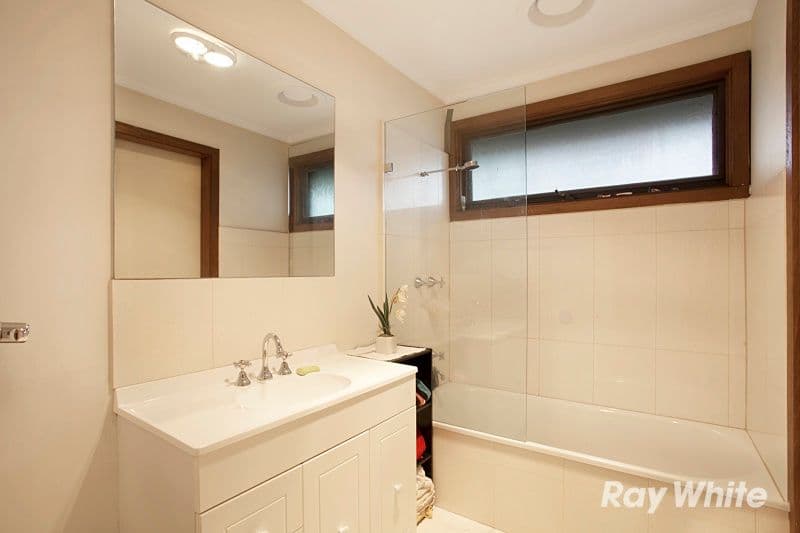 5 Wren Drive, Noble Park North VIC 3174, Noble Park North - Thumbnail 5