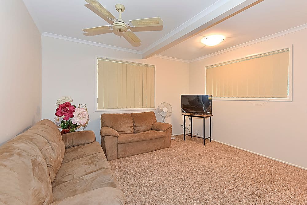 102 Dennis Road, Springwood QLD 4127, Springwood - Thumbnail 3