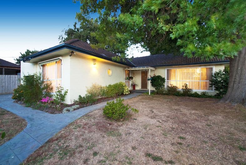 8 BARTLETT Avenue, Croydon VIC 3136, Croydon - Image 1