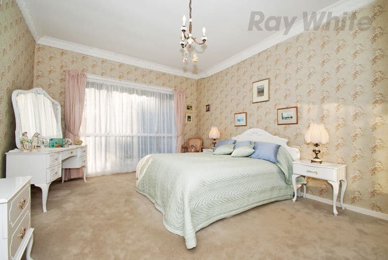 8 BARTLETT Avenue, Croydon VIC 3136, Croydon - Thumbnail 6