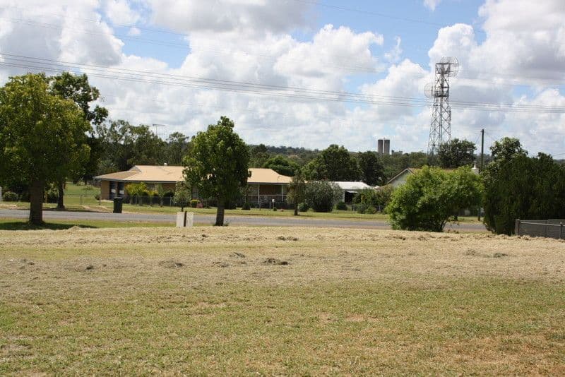 66 Leichhardt Street, Mundubbera QLD 4626, Mundubbera - Thumbnail 4