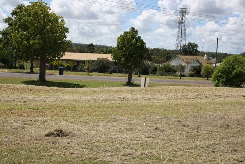 66 Leichhardt Street, Mundubbera QLD 4626, Mundubbera - Thumbnail 5