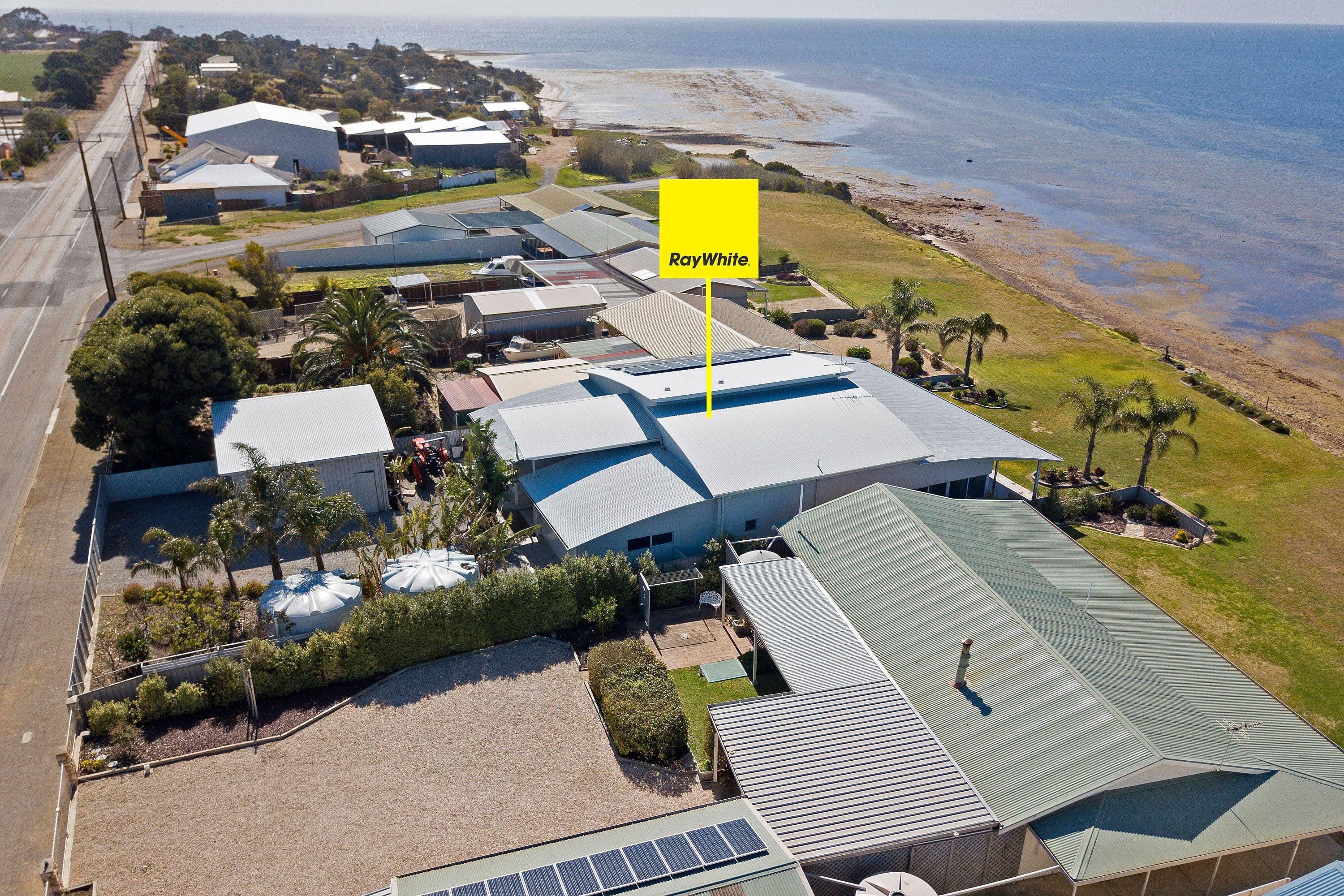 63 Main Coast Road, Pine Point SA 5571, Pine Point - Thumbnail 5