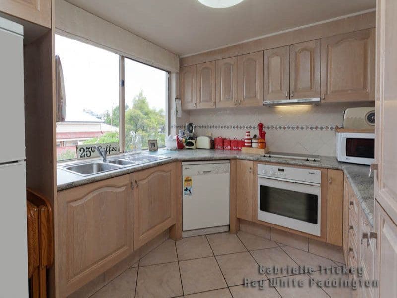 22 Aldridge Street, Auchenflower QLD 4066, Auchenflower - Thumbnail 4