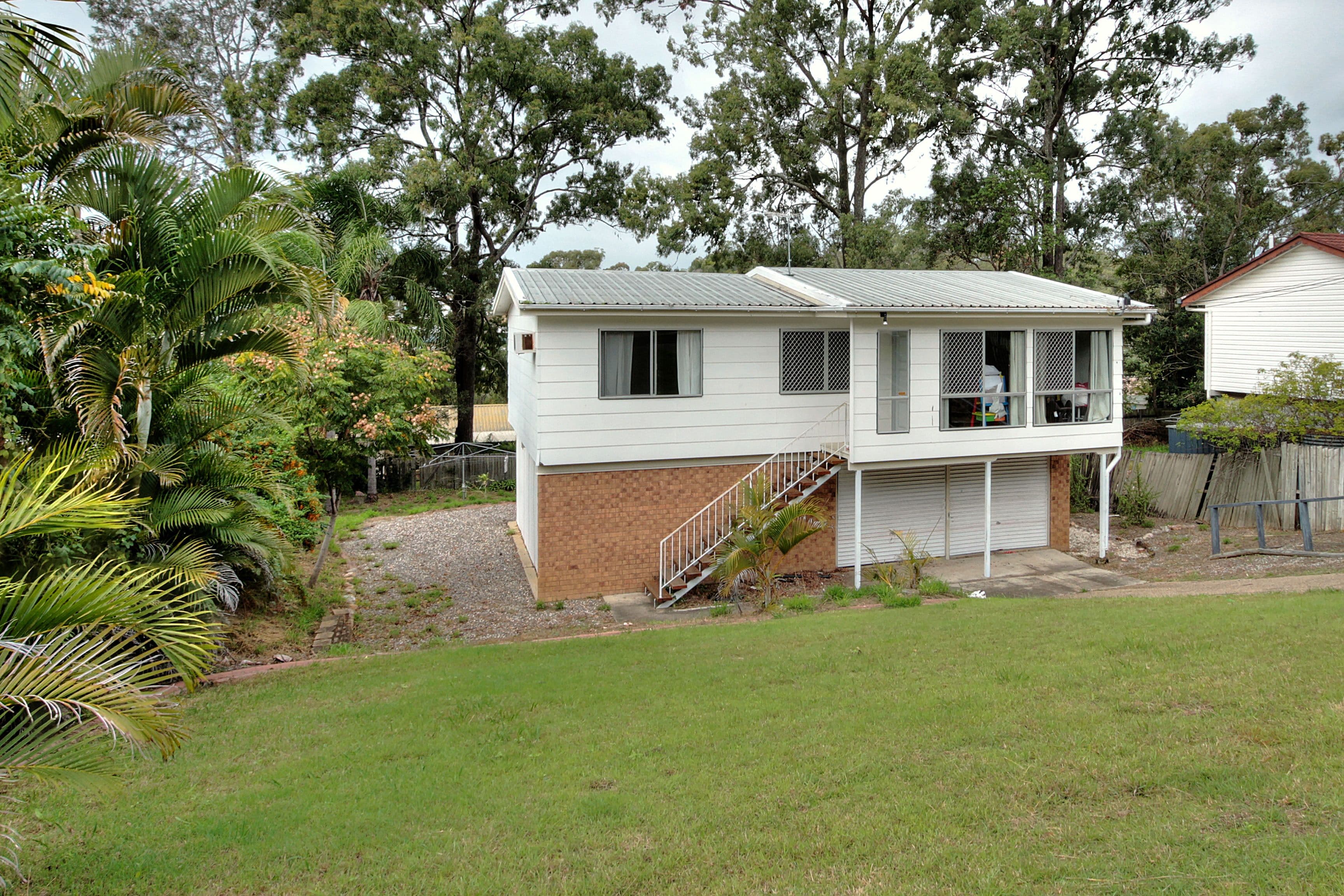8 Nerine Street, Kingston QLD 4114, Kingston - Thumbnail 2