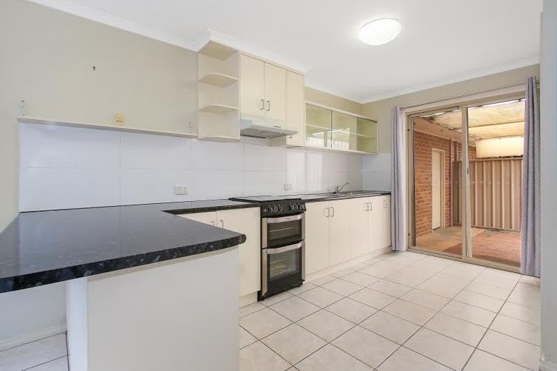 472 Breen Street, Lavington - Thumbnail 2