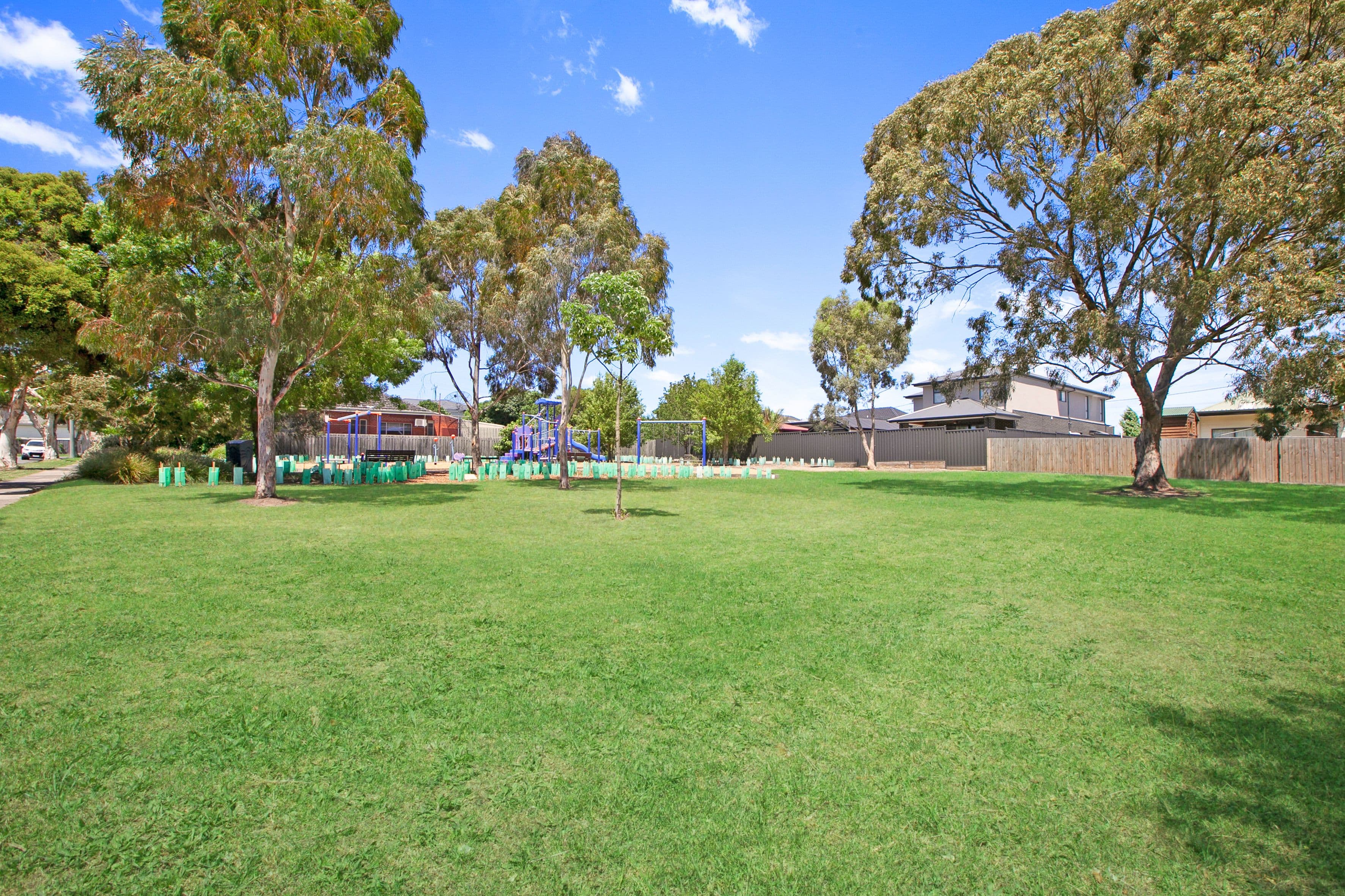 16 Hillcroft Street, Reservoir VIC 3073, Reservoir - Thumbnail 8