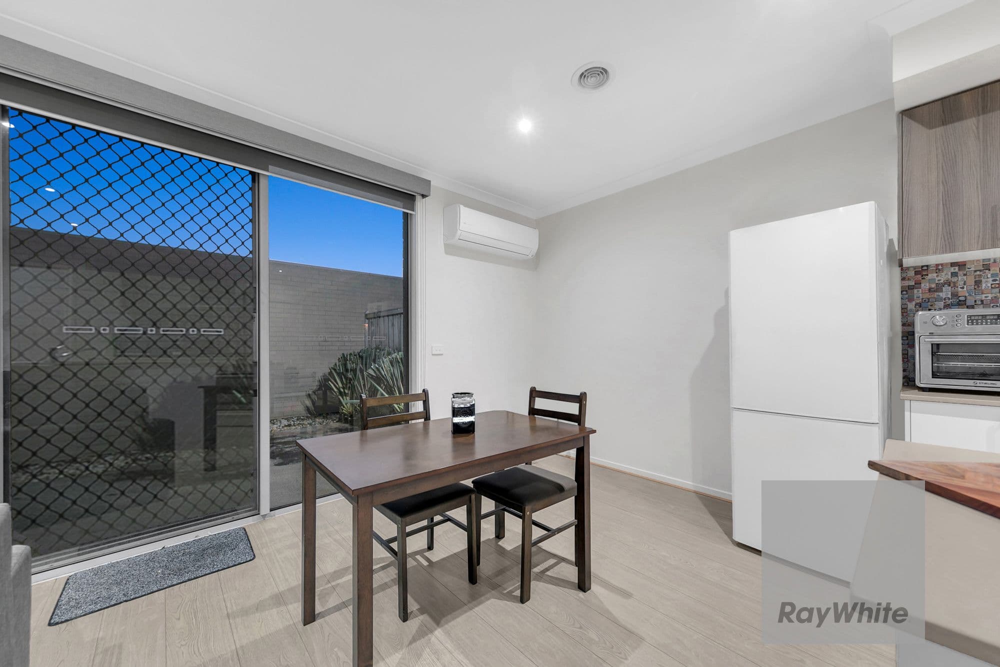 34 Trillium Boulevard, Mickleham VIC 3064, Mickleham - Thumbnail 6