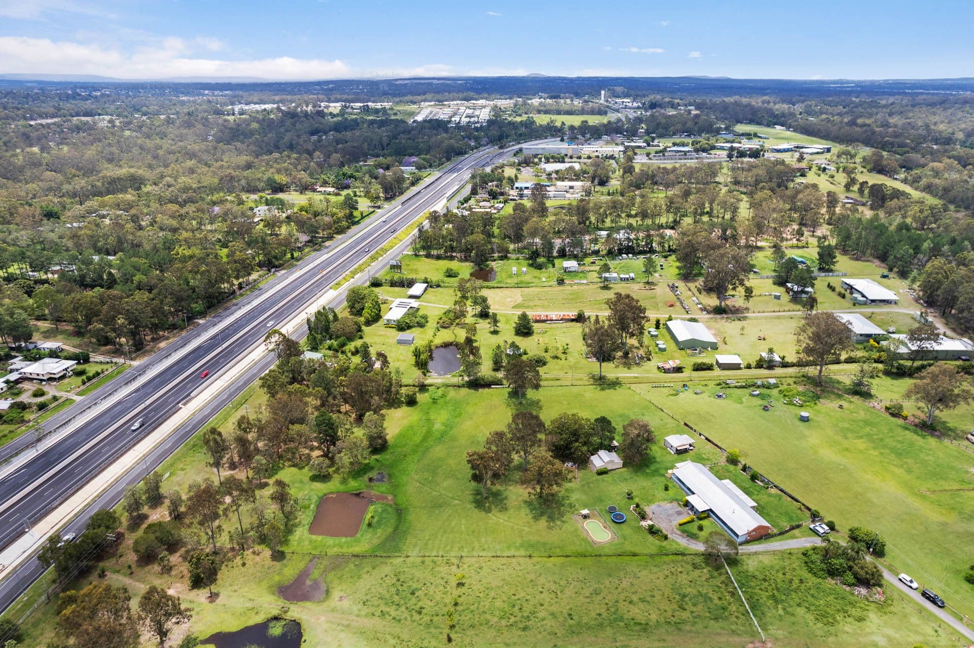 40 Chesterfield Road, Park Ridge South QLD 4125, Park Ridge South - Thumbnail 3