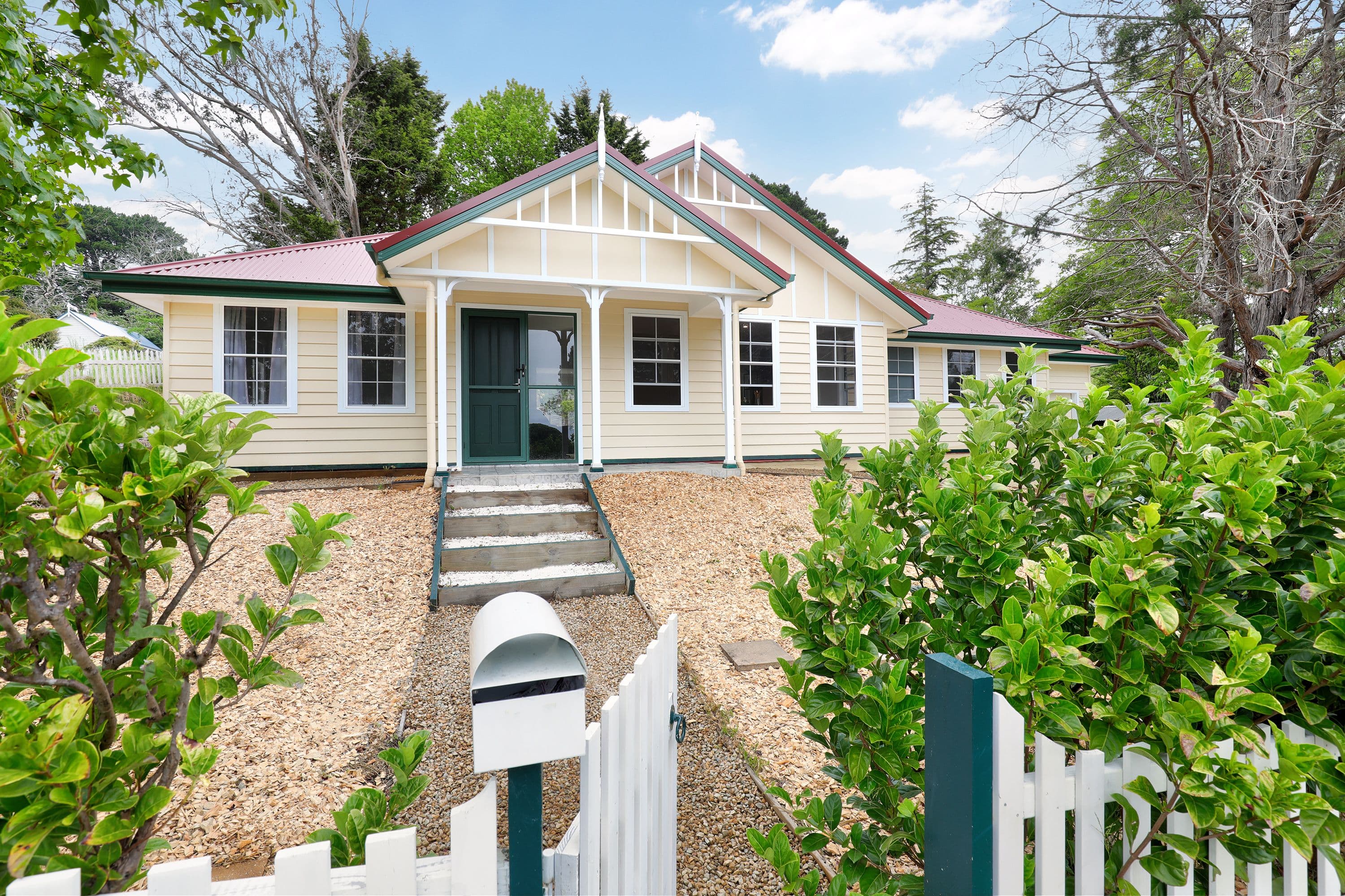 86 Camp Street, Katoomba NSW 2780, Katoomba - Image 1