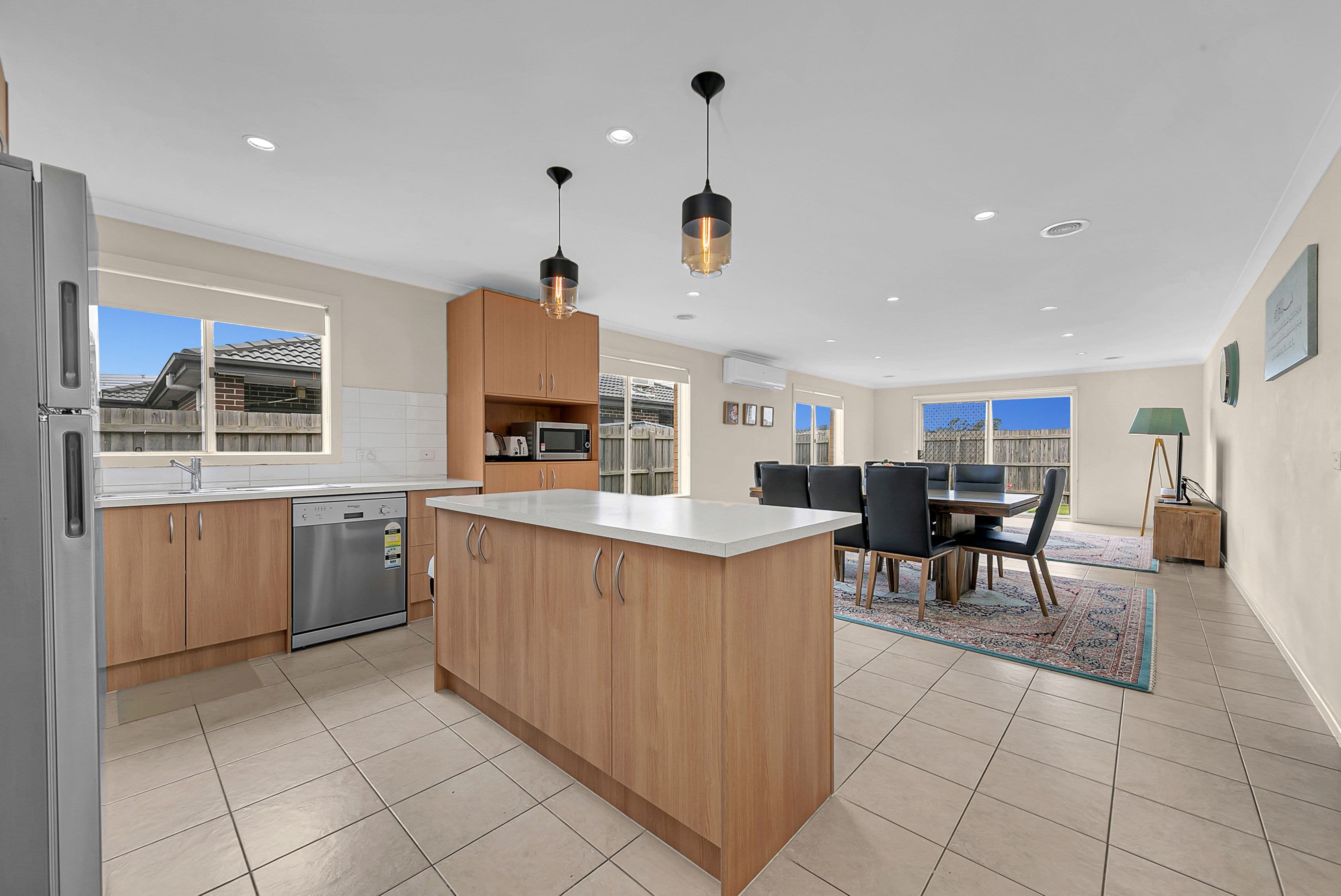 22 Chettam Street, Epping VIC 3076, Epping - Thumbnail 2