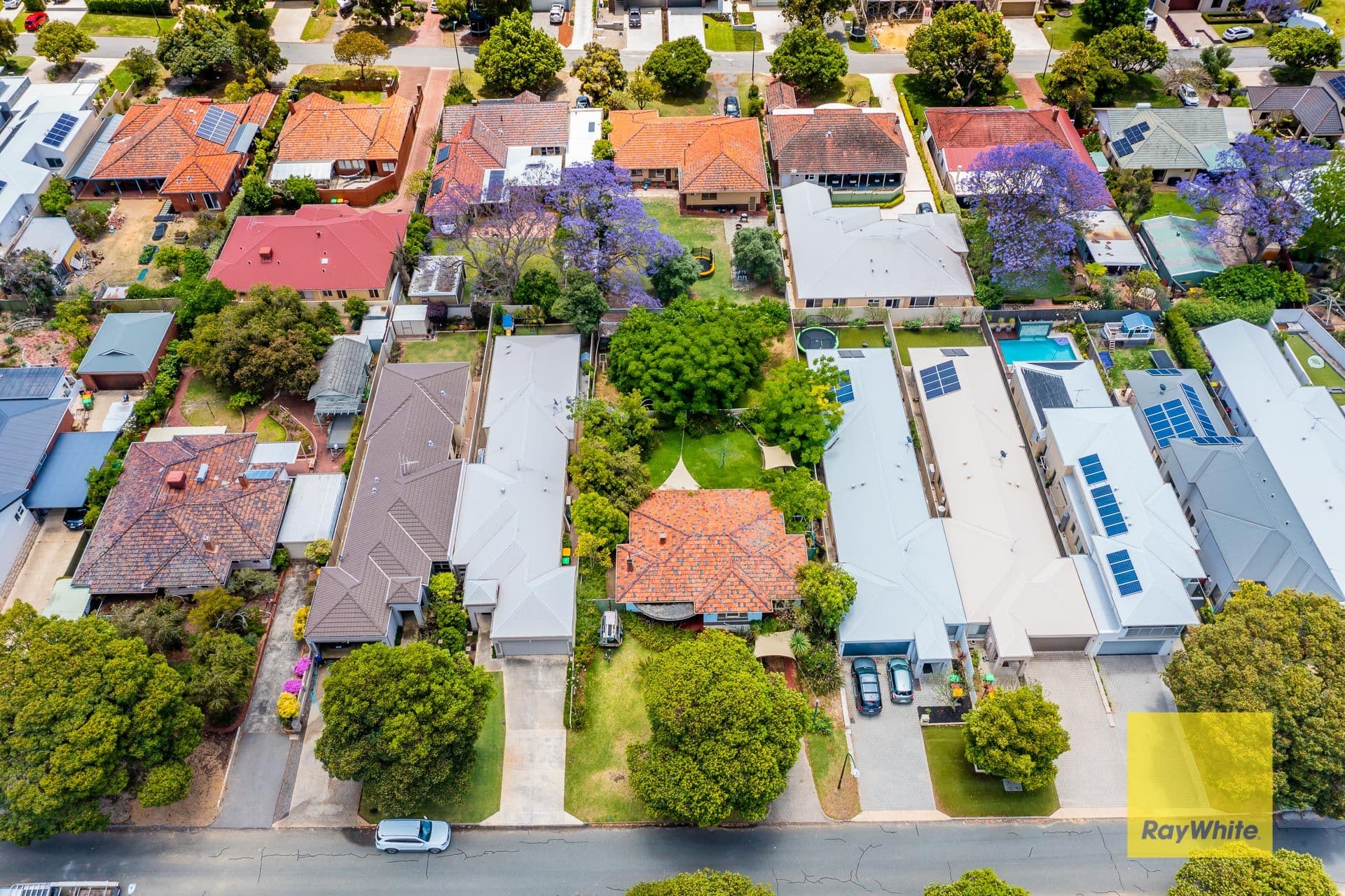 35 Lamond Street, Melville WA 6156, Melville - Thumbnail 2
