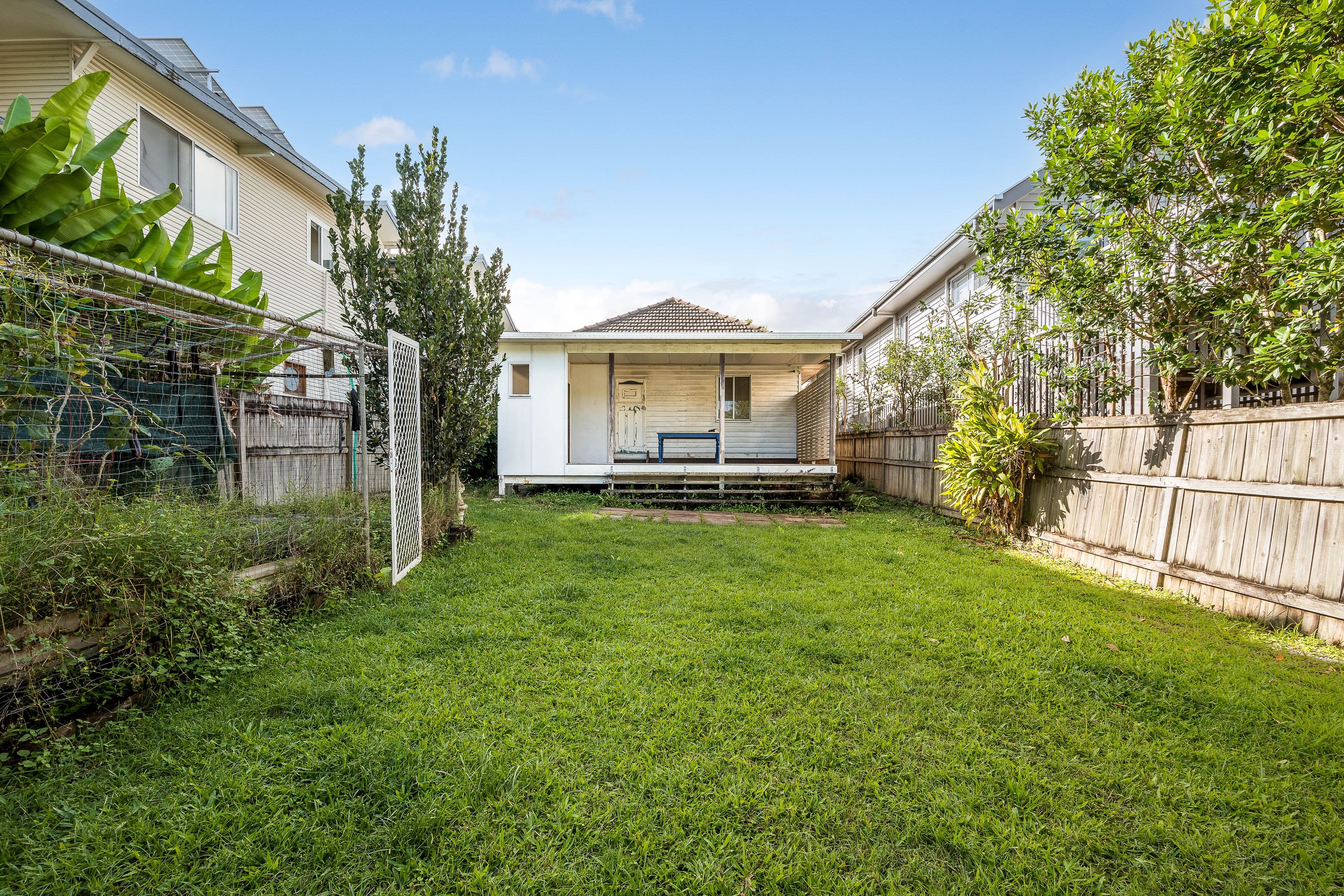 54 Lancelot Street, Tennyson QLD 4105, Tennyson - Thumbnail 2