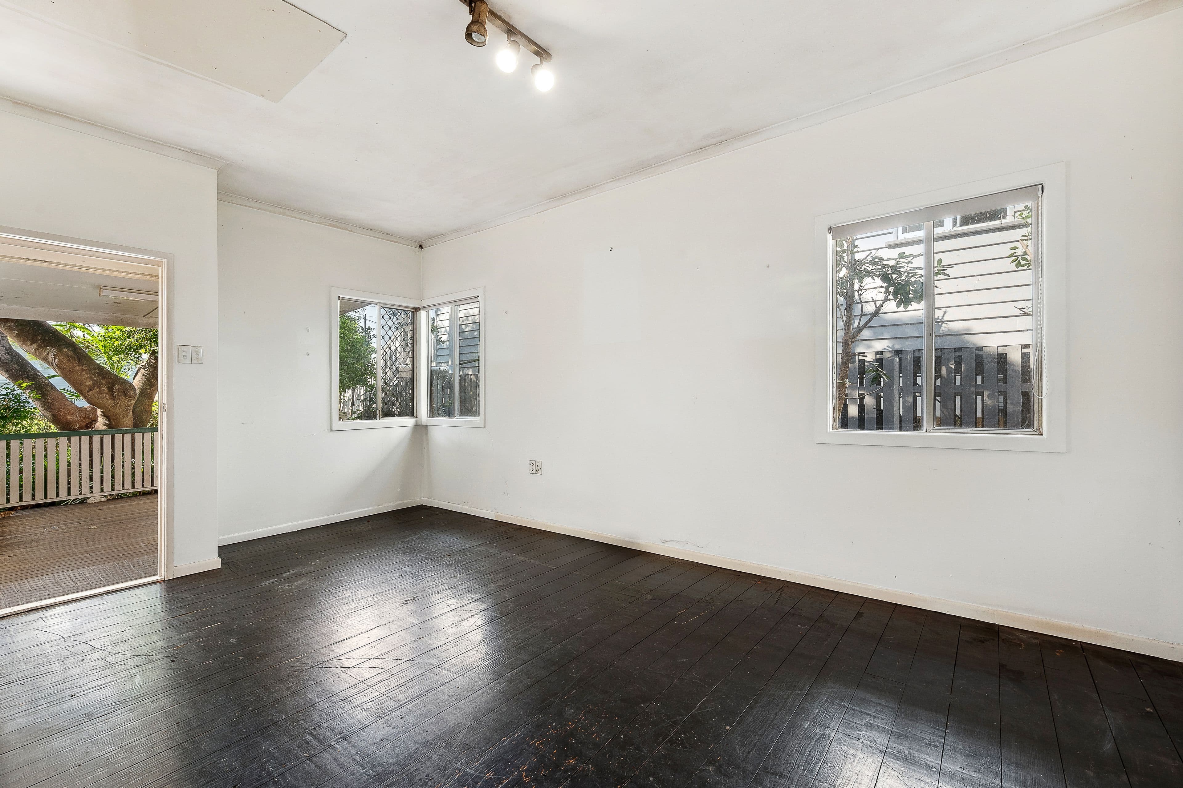 54 Lancelot Street, Tennyson QLD 4105, Tennyson - Thumbnail 5