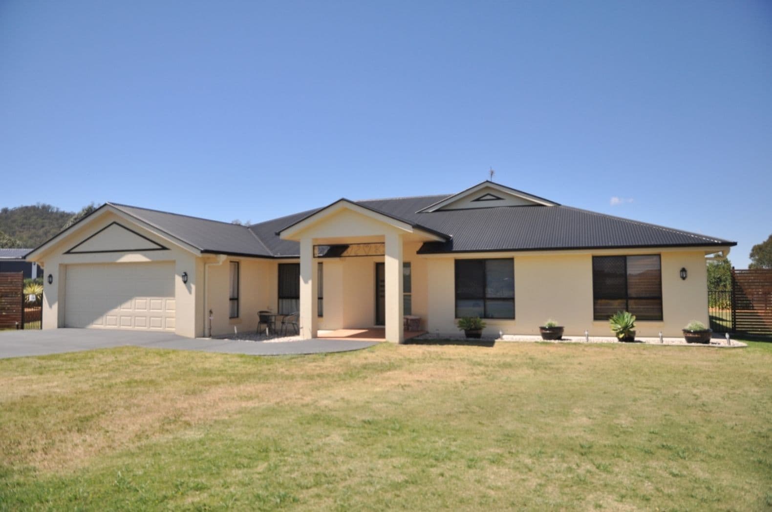 5 Jacqueline Street, GLENVALE QLD 4350, Glenvale - Image 1