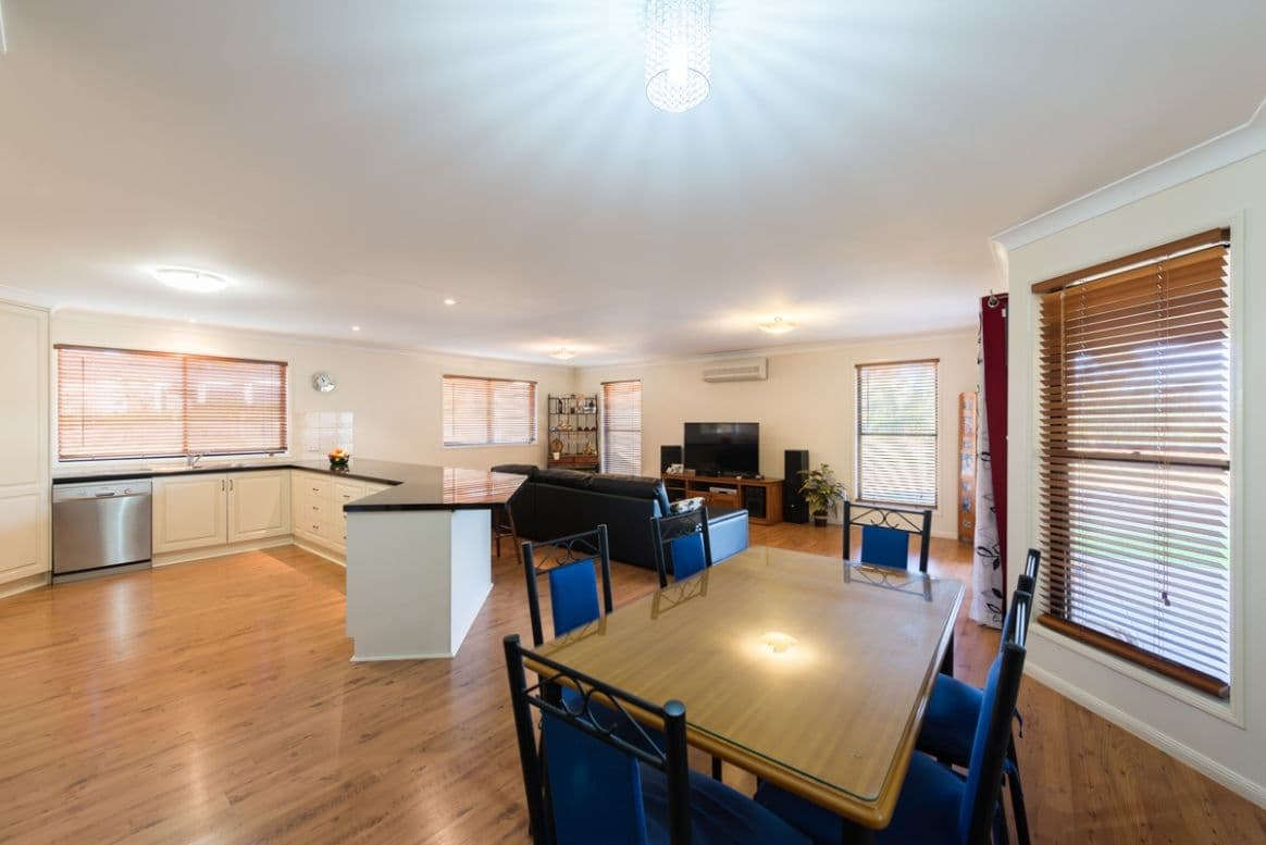 5 Jacqueline Street, GLENVALE QLD 4350, Glenvale - Thumbnail 4